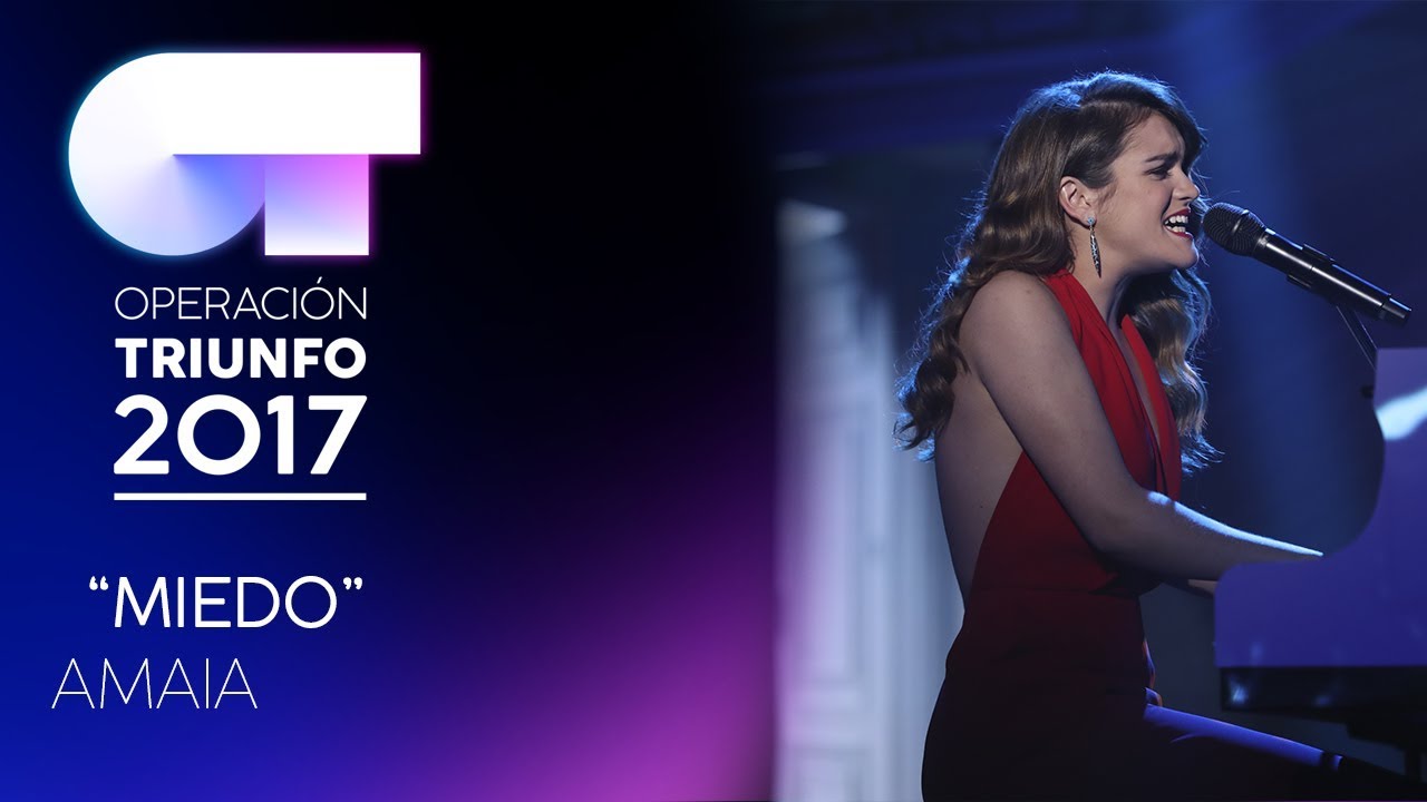 Amaia performing &ldquo;Miedo&rdquo; on Operaci&oacute;n Triunfo.